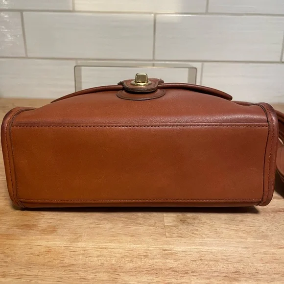 British Tan Shelburne Bag - Picture 8 of 17